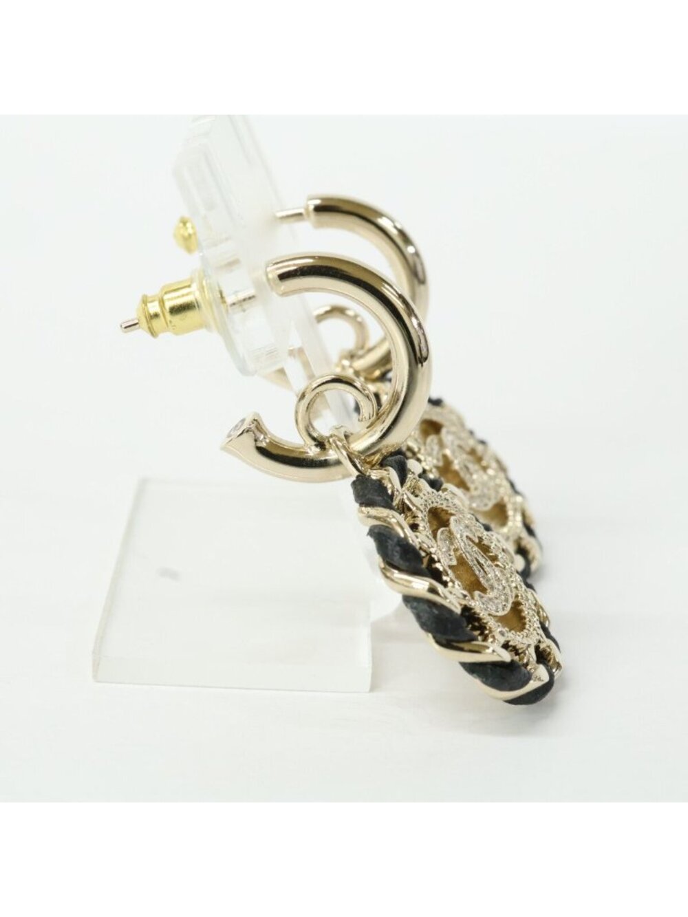 Chanel Rhinestone CC Logo Chain Design Earrings - Picture 3 of 6